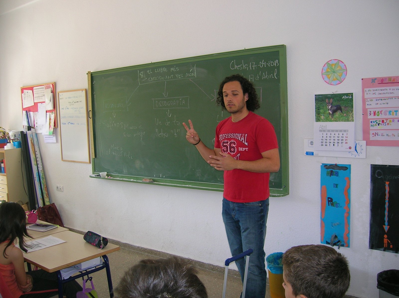Charla en colegio sobre educación nutricional